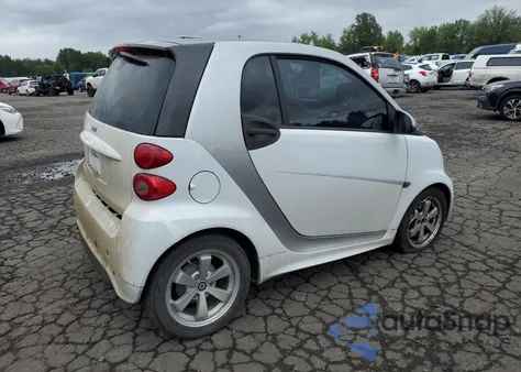 2015 Smart Fortwo Pure из США, поврежденный, VIN WMEEJ3BA7FK801193